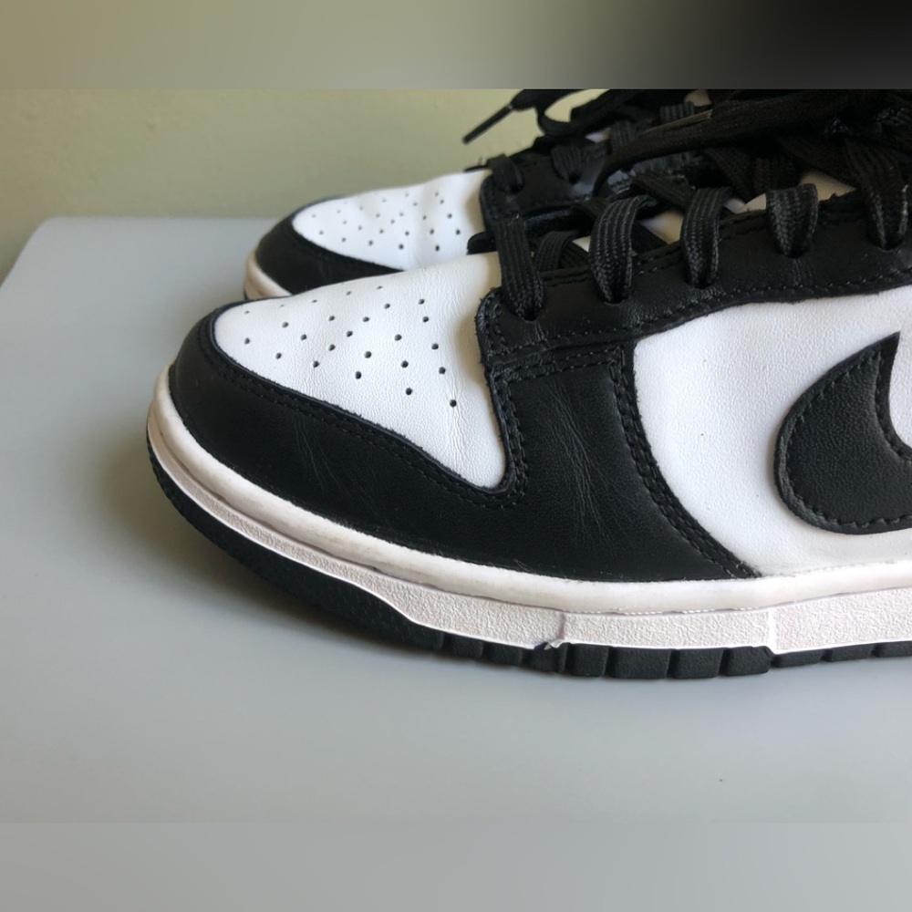 Nike Women’s Dunk Low Shoes In White Size: US 8 EUR 39 - Picture 10 of 13